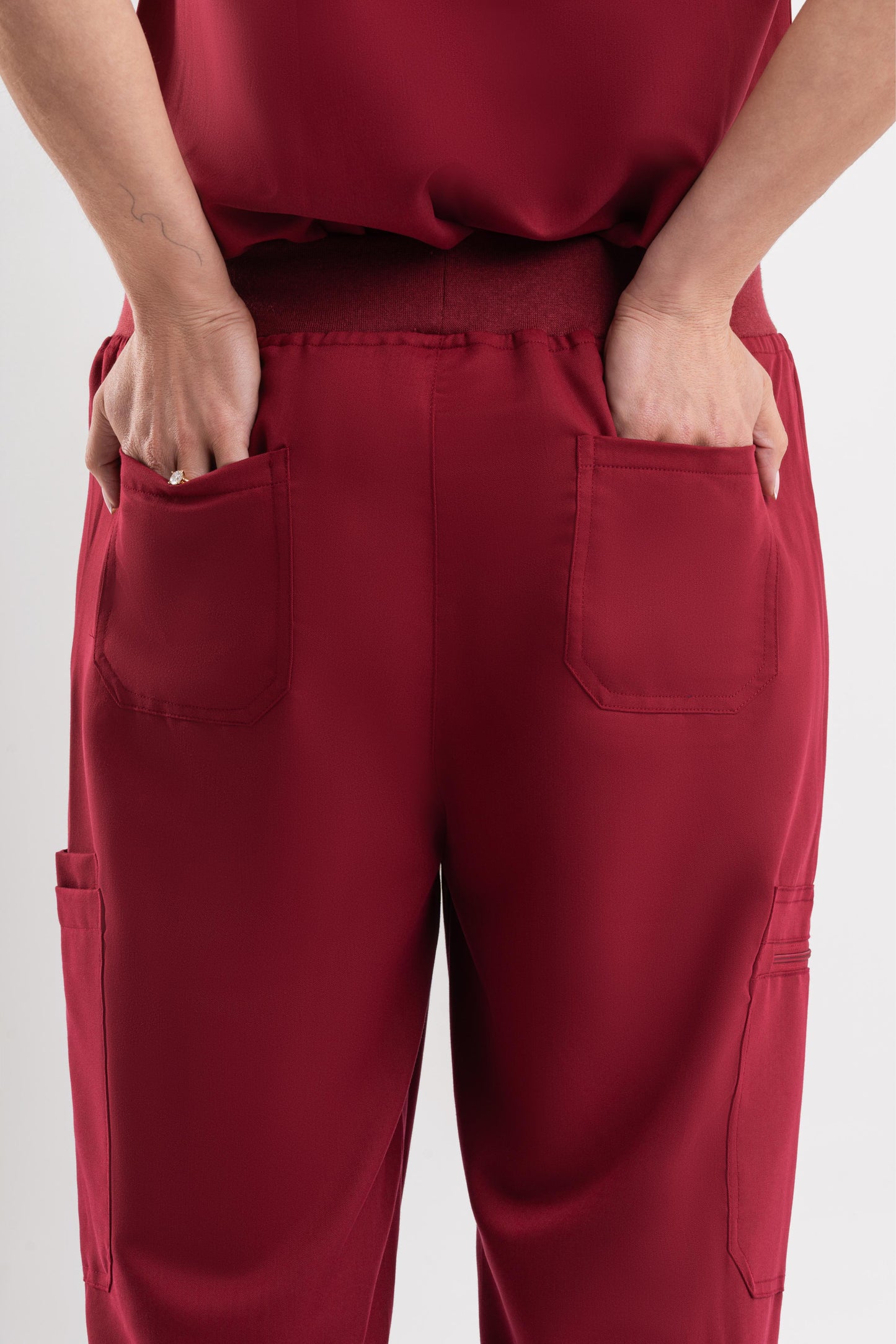 Straight Scrub Pants - Maroon Babuchaa