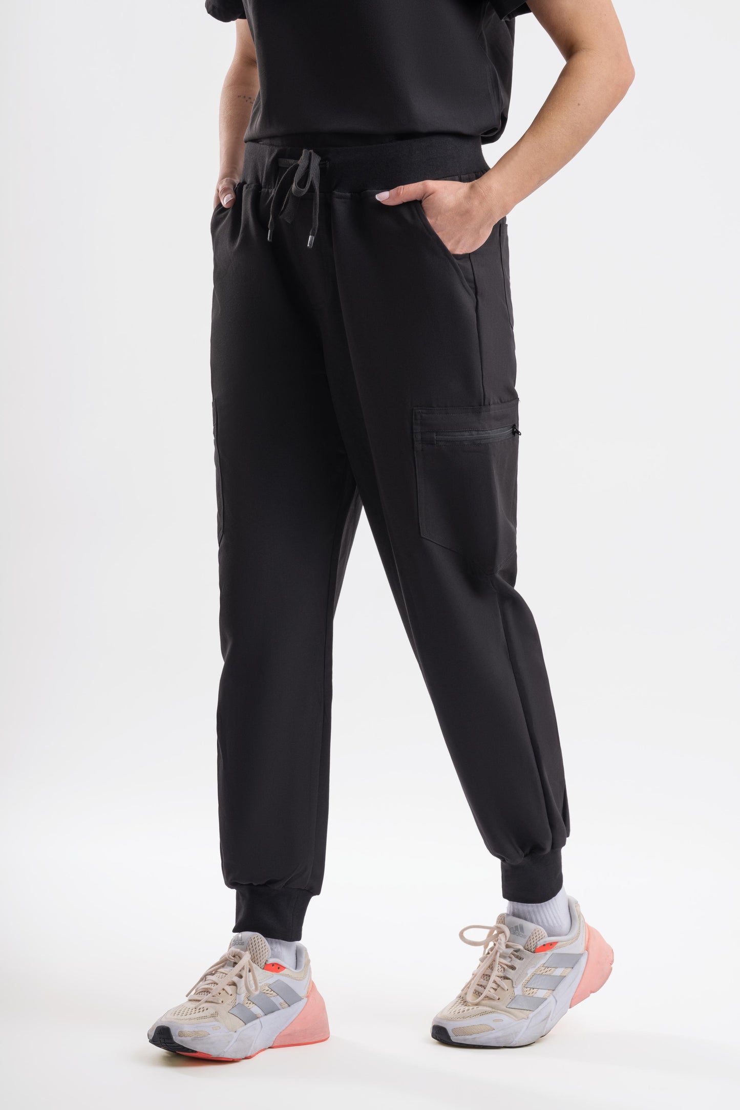 Glide – Women’s Jogger Pants-Black