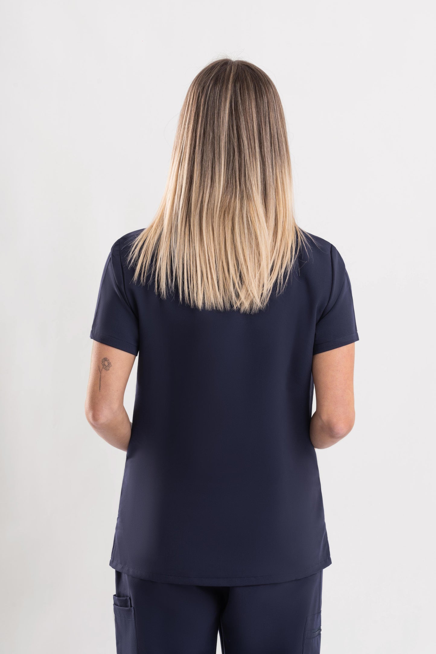 Halo – Women’s Crew Neck Scrub Top-Navy Blue