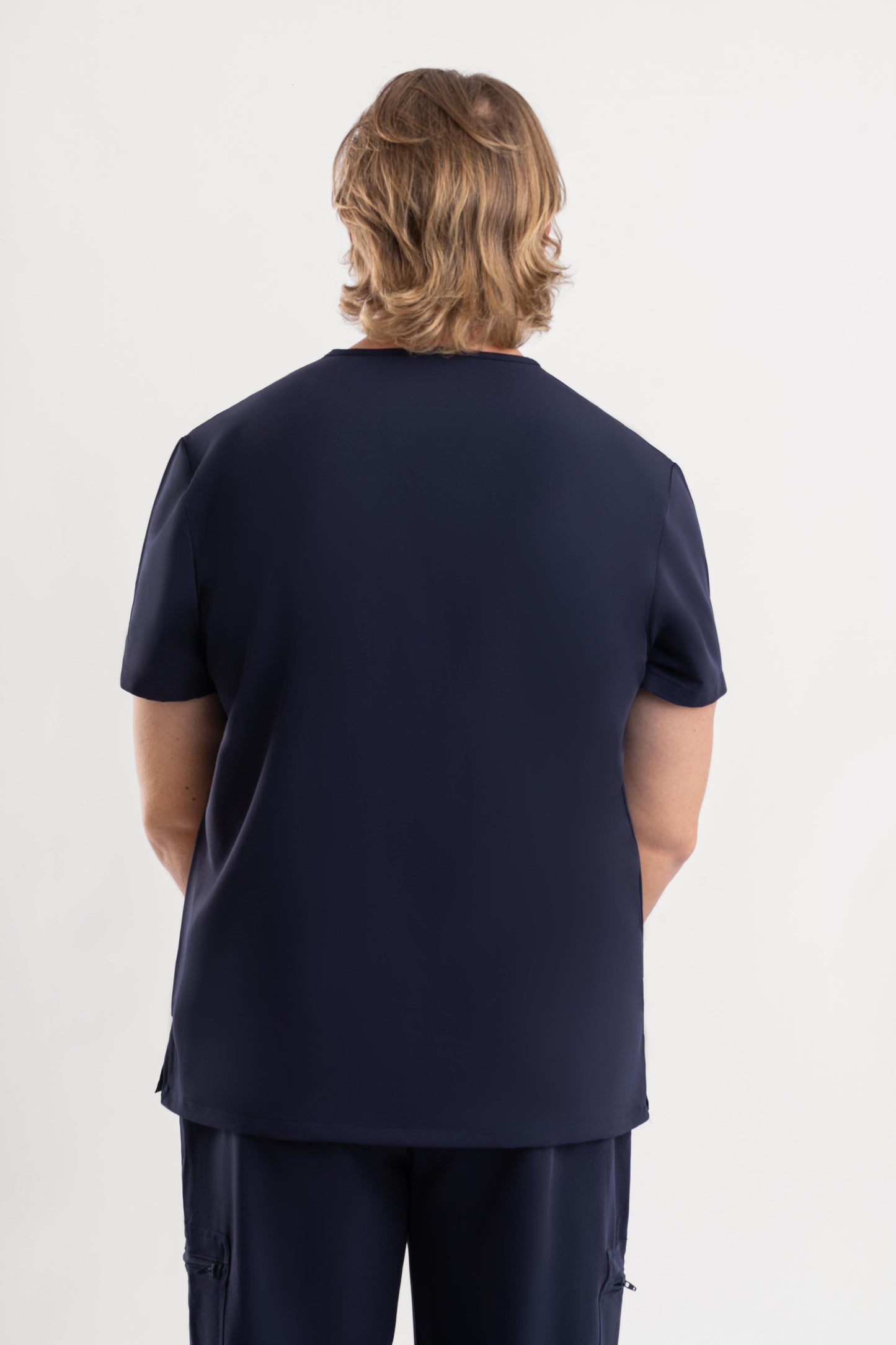 Valor – Men’s V-Neck Scrub Top-Navy Blue
