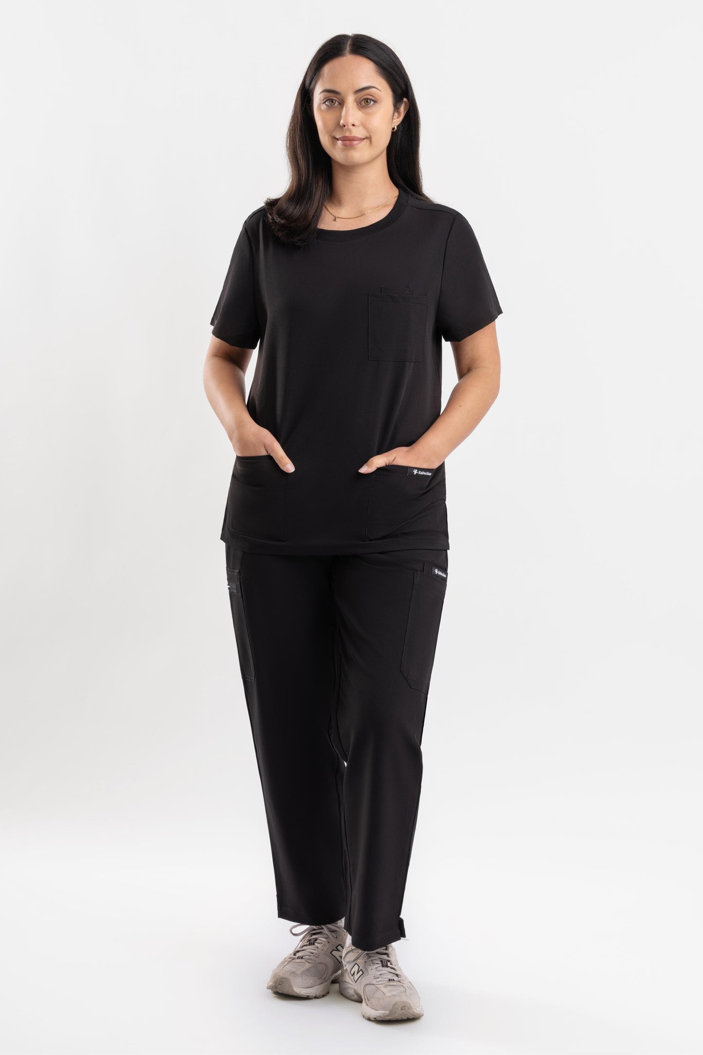 Halo – Women’s Crew Neck Scrub Top-Black