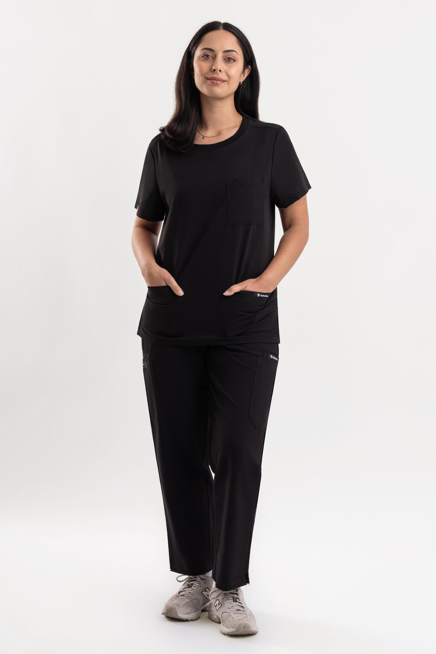Halo – Women’s Crew Neck Scrub Top-Black