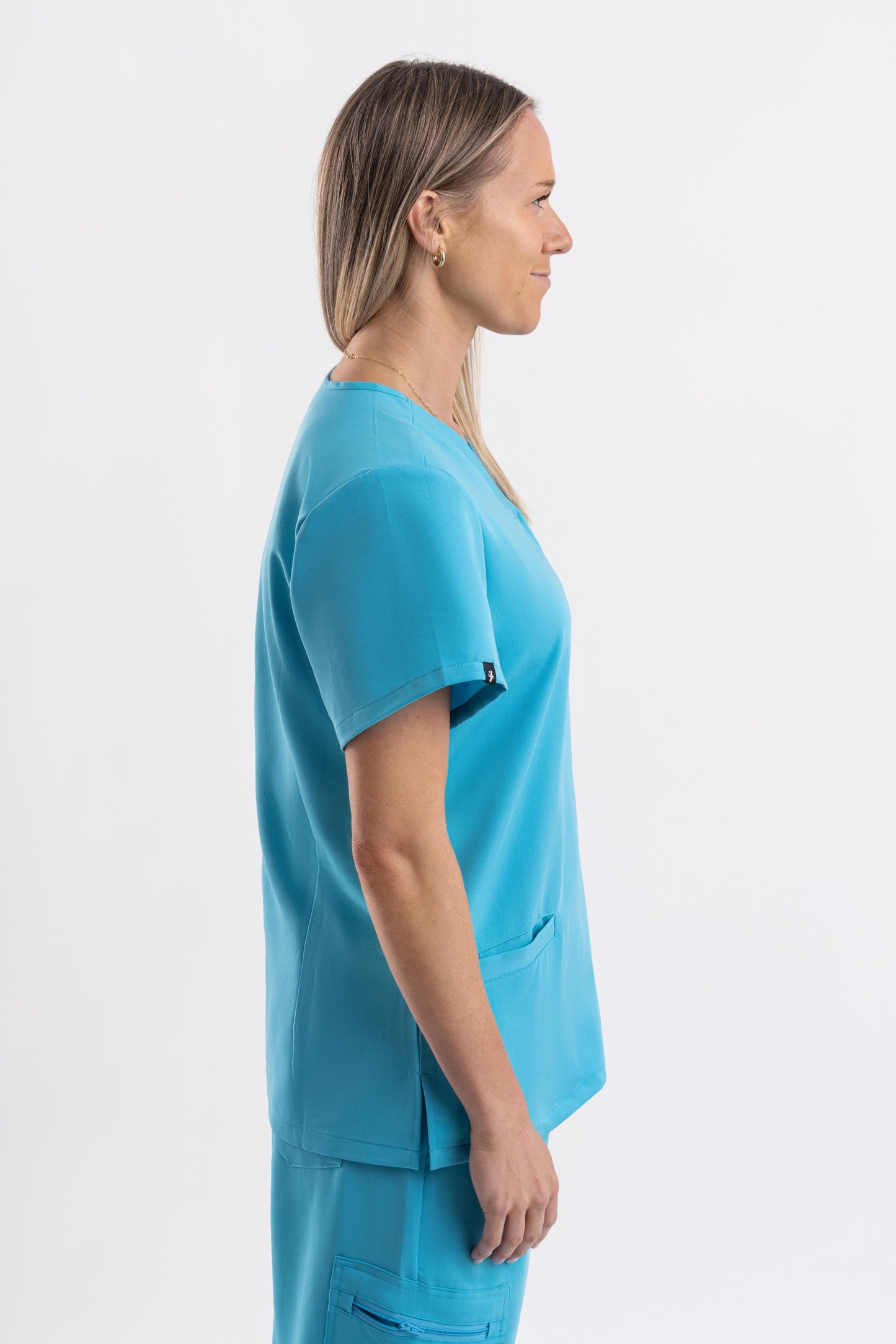 Zeal – Women’s V-Neck Scrub Top-Teal