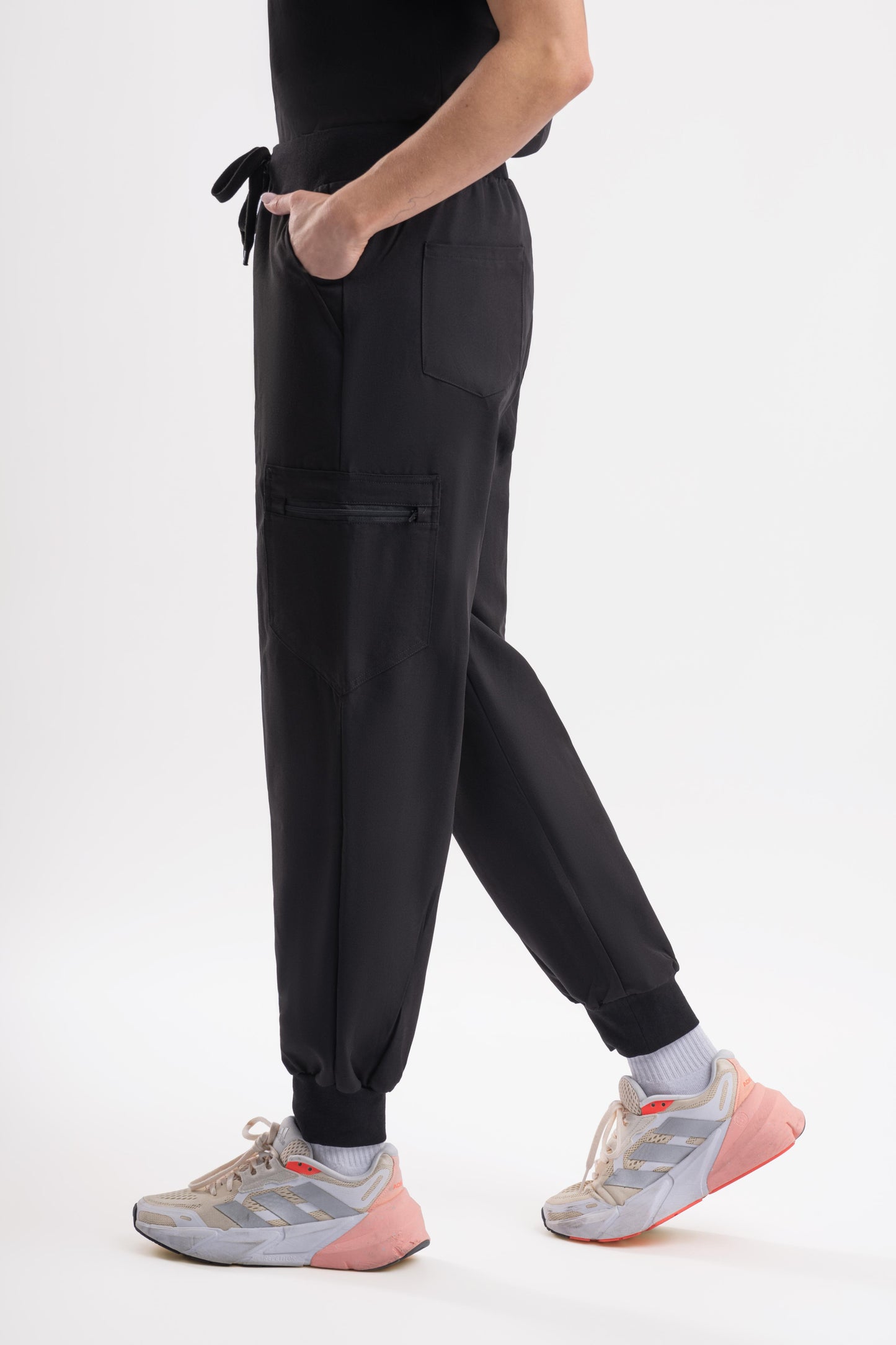 Glide – Women’s Jogger Pants-Black