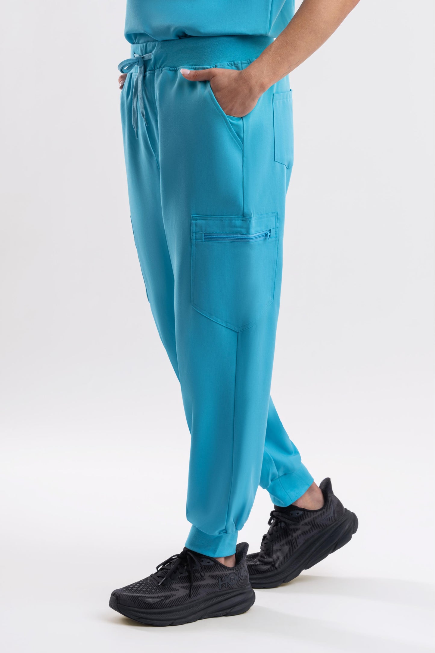 Glide – Women’s Jogger Pants-Teal